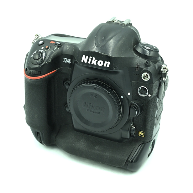 Зеркальный фотоаппарат Nikon D4 Body (состояние 3) (б/у)