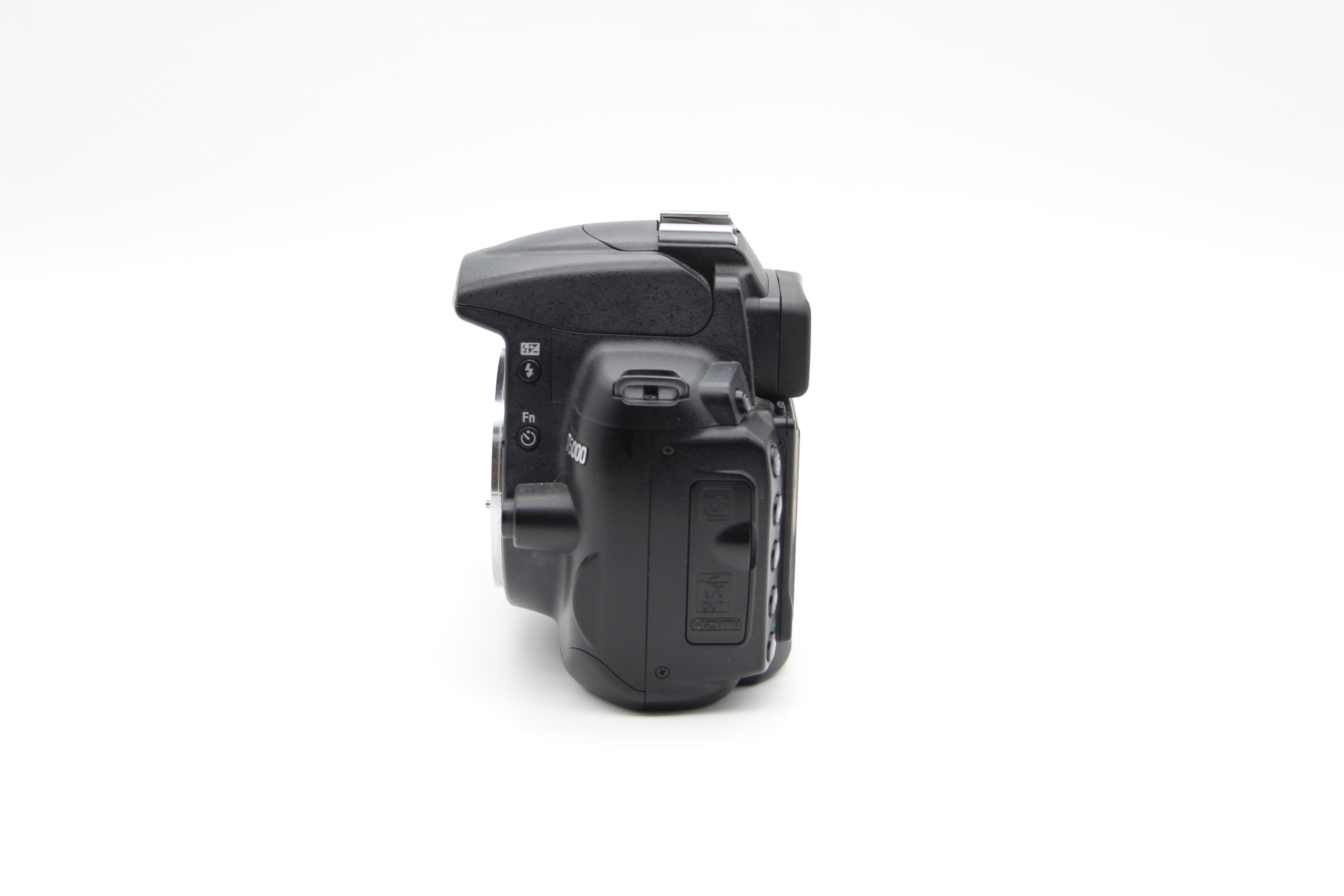 Зеркальный фотоаппарат Nikon D5000 Body (состояние 4) (б/у)
