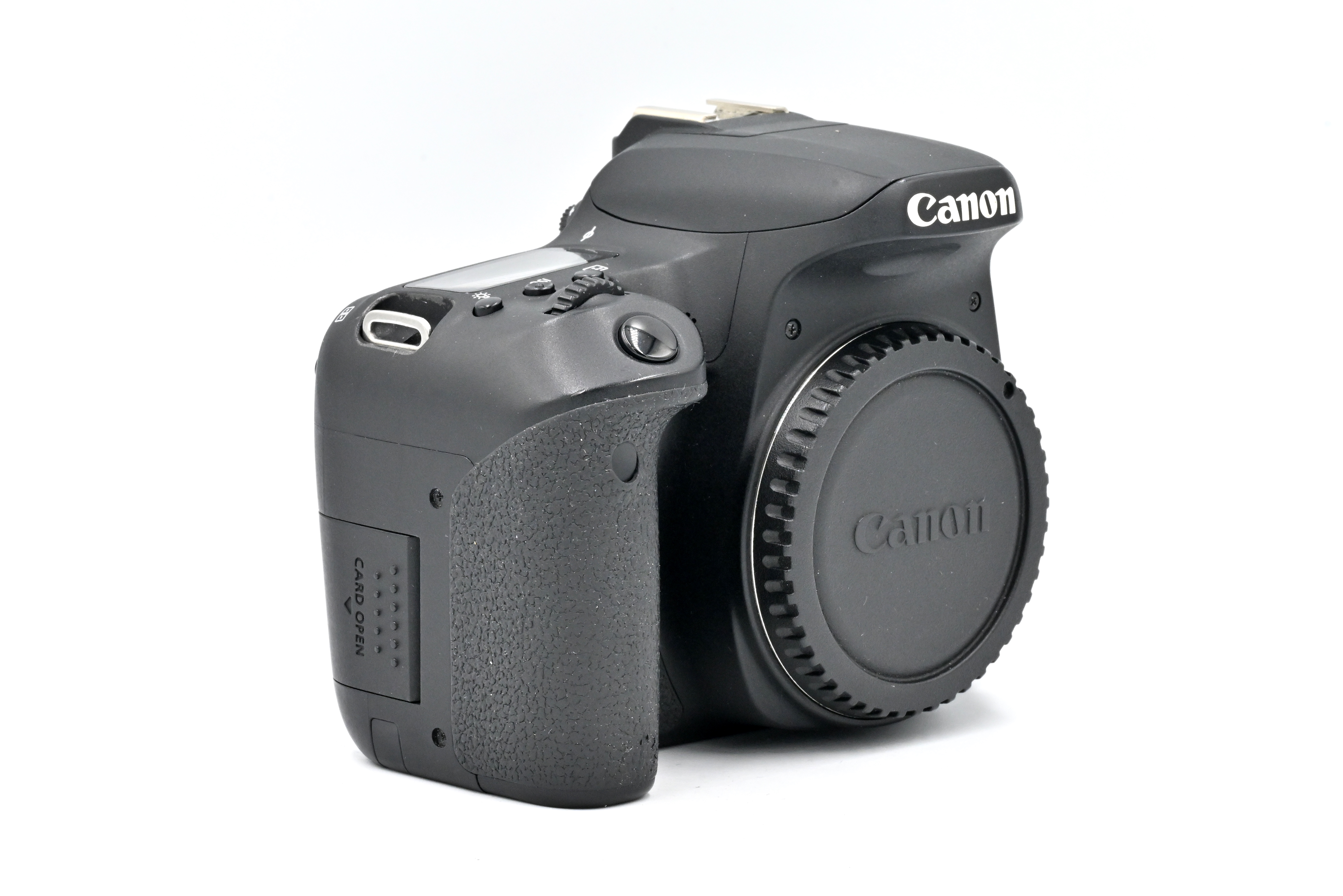 Зеркальный фотоаппарат Canon EOS 77D body (состояние 5-) (б/у)