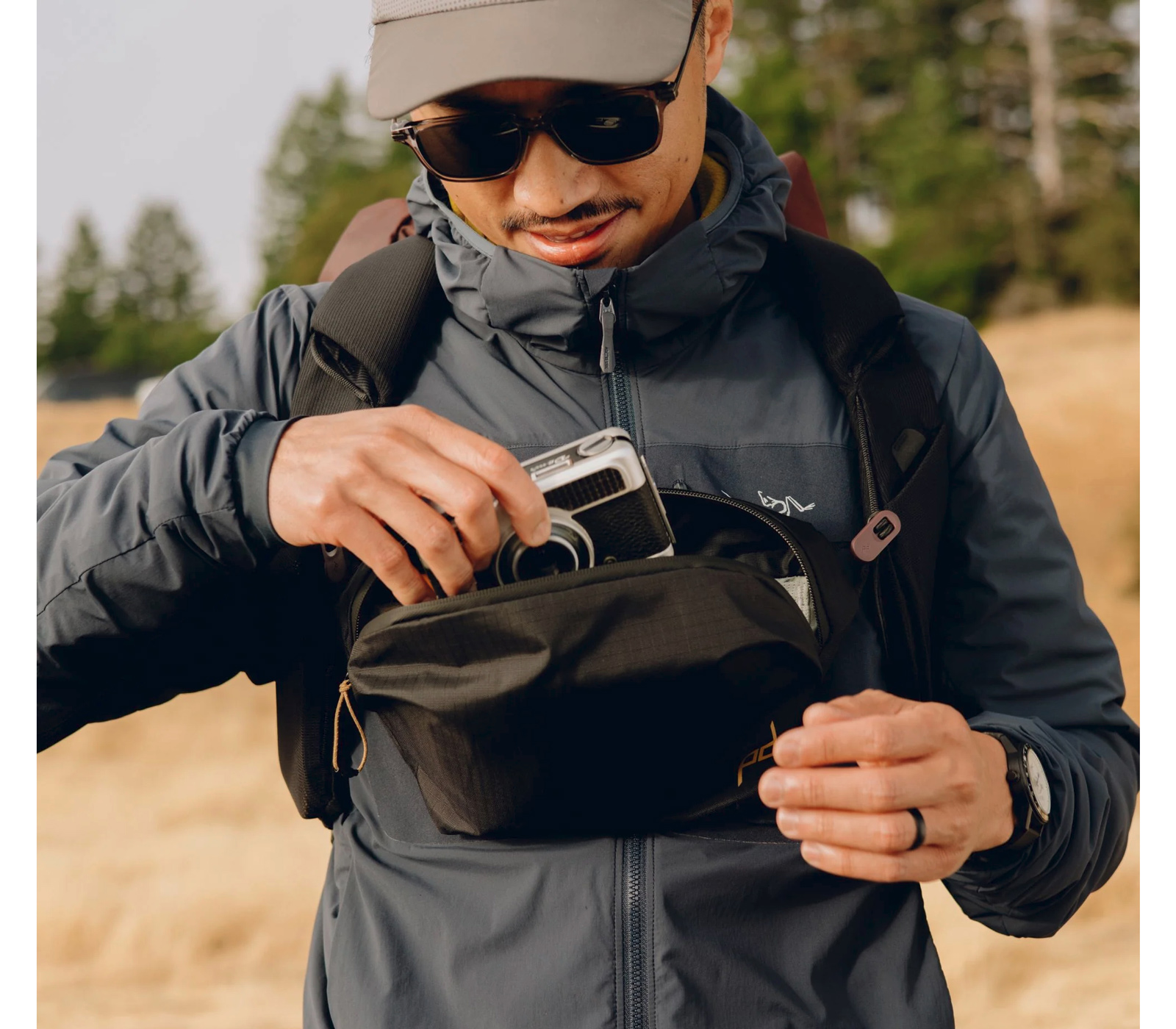 Сумка-слинг Peak Design Outdoor Sling 2L Black