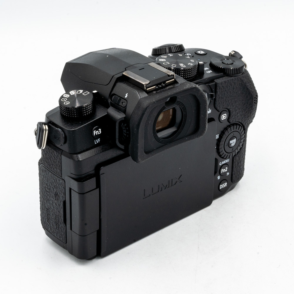 Беззеркальный фотоаппарат Panasonic Lumix DMC-G90 Body (состояние 5) (б/у)