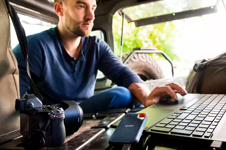 Внешний диск SanDisk Extreme Portable SSD 4TB, USB 3.2 Gen 2, 1000/1050 МБ/с