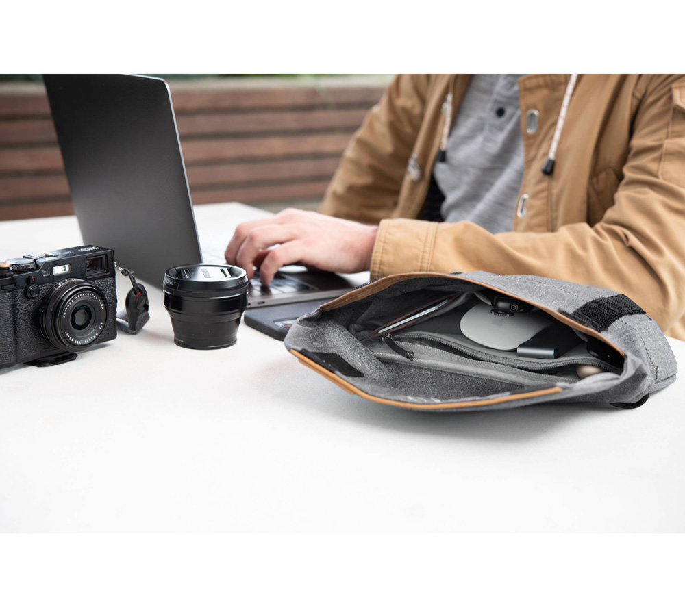 Чехол Peak Design Field Pouch V2 Charcoal, темно-серый