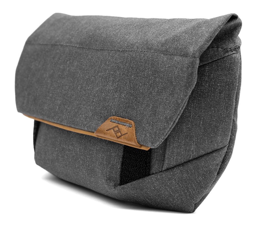 Чехол Peak Design Field Pouch V2 Charcoal, темно-серый