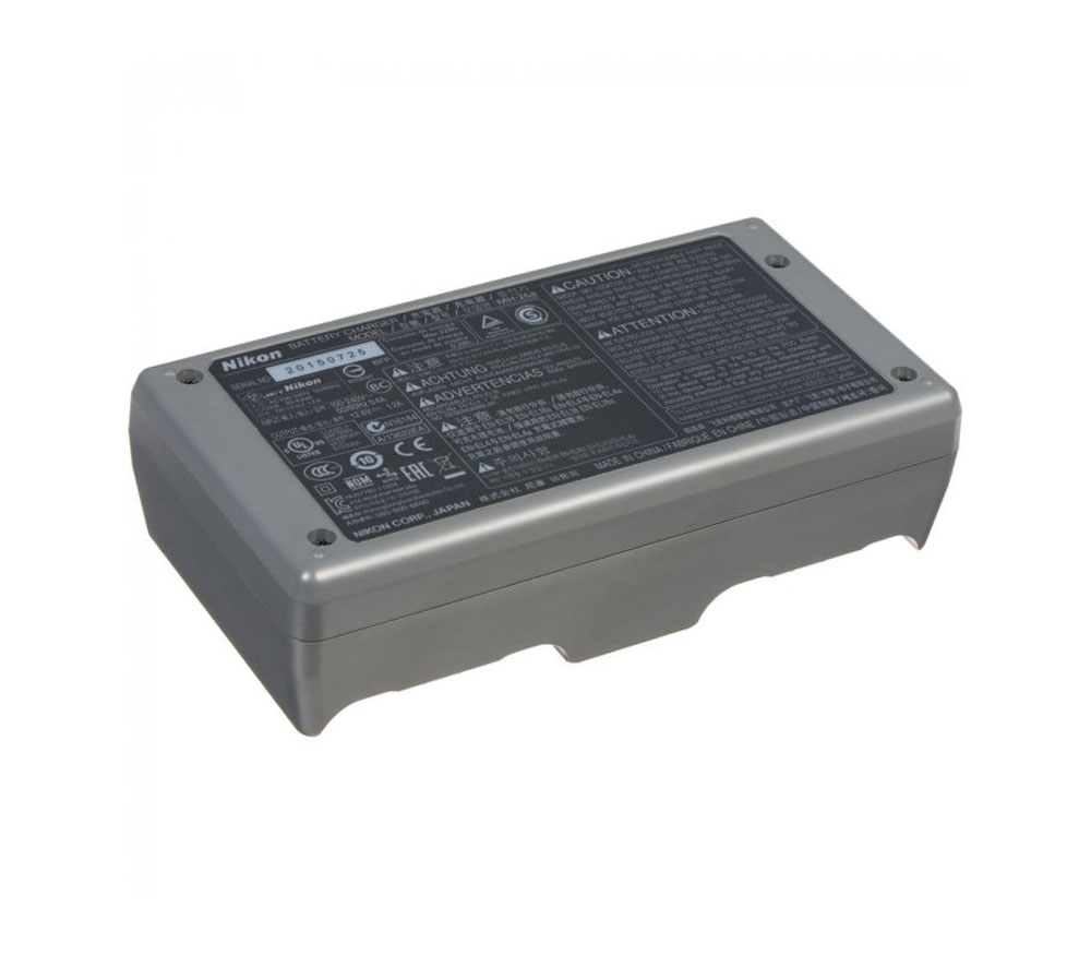 Зарядное устройство Nikon MH-26a для EN-EL18