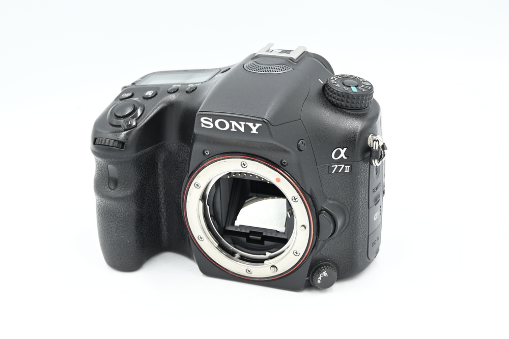 Беззеркальный фотоаппарат Sony Alpha 77 II Body (состояние 4) (б/у)