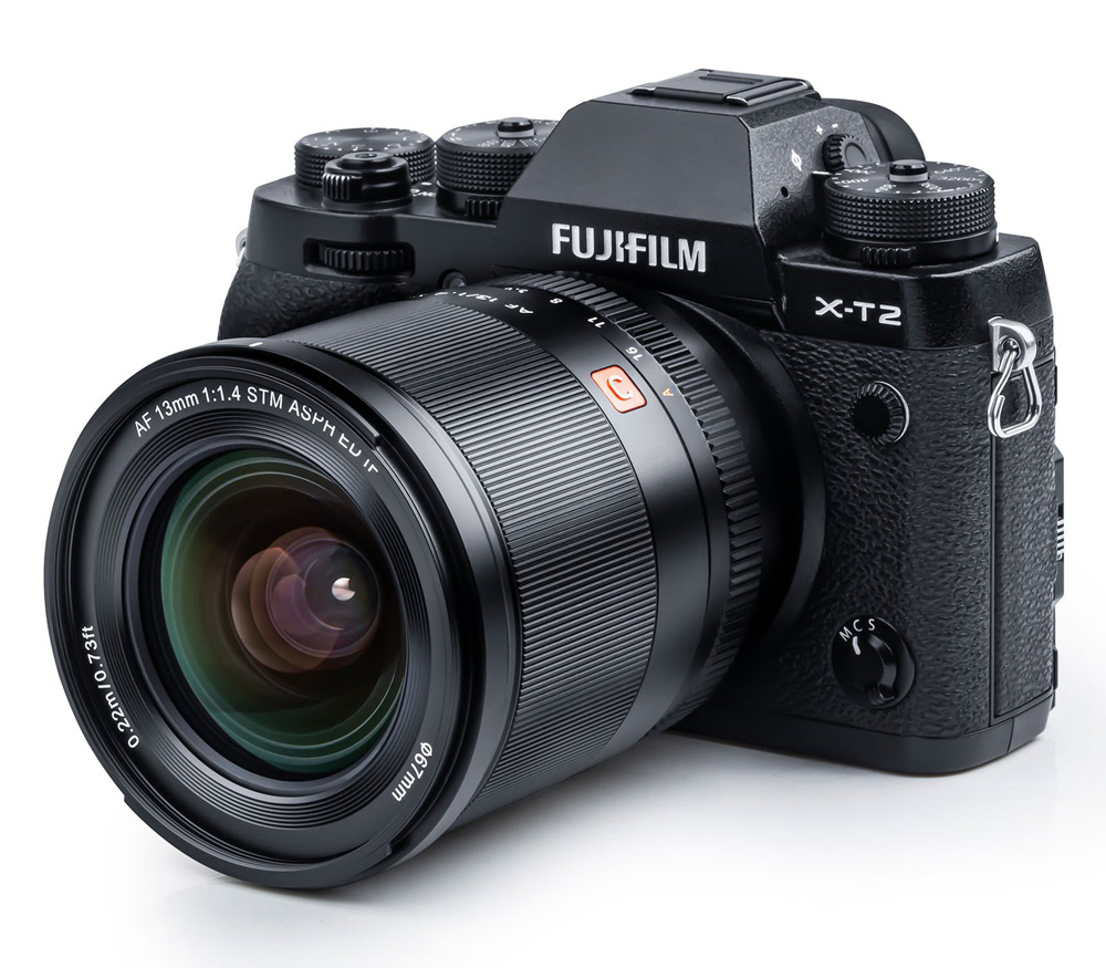 Объектив Viltrox AF 13mm f/1.4 XF Fujifilm