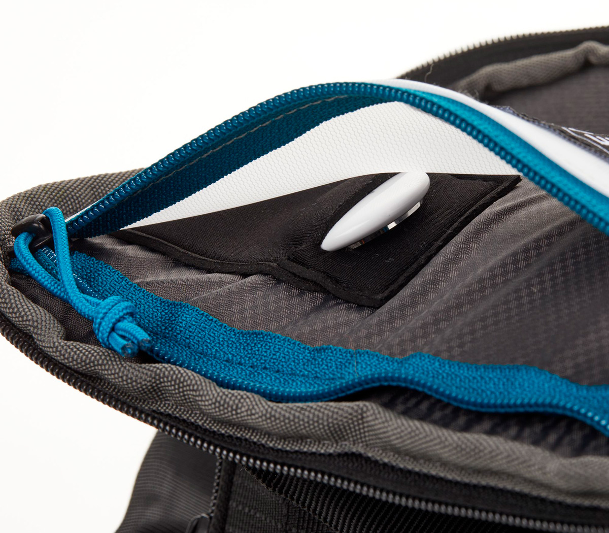 Сумка Tenba Axis v2 Tactical 6L Sling Bag черная