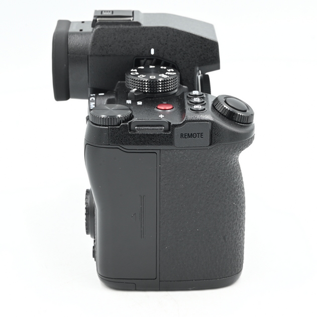 Беззеркальный фотоаппарат Panasonic Lumix S5 Mark II Body, англ. меню (состояние 5) (б/у)