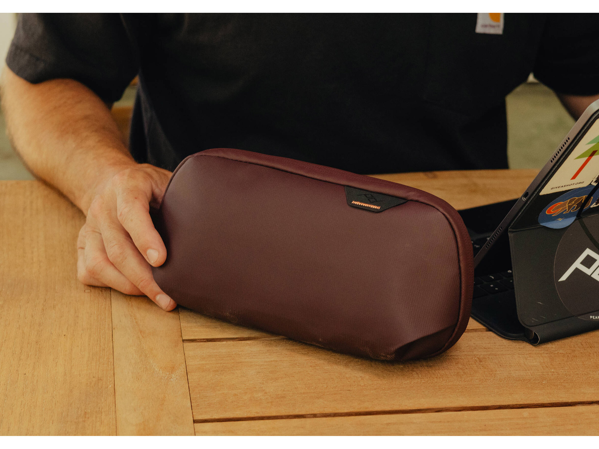 Чехол Peak Design Tech Pouch Small, для аксессуаров, цвет Eclipse, бордо