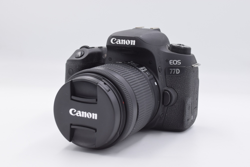 Зеркальный фотоаппарат Canon EOS 77D Kit 18-55mm IS STM (состояние 5-) (б/у)
