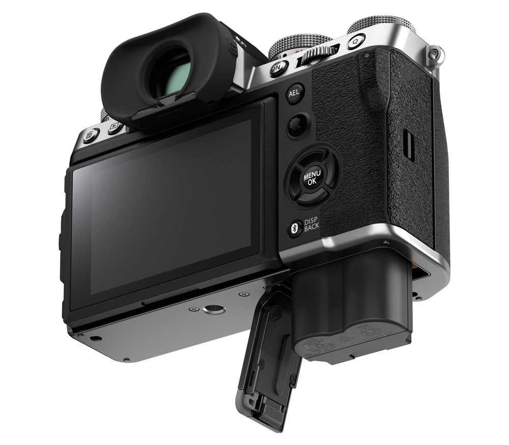 Беззеркальный фотоаппарат Fujifilm X-T5 Body серебристый