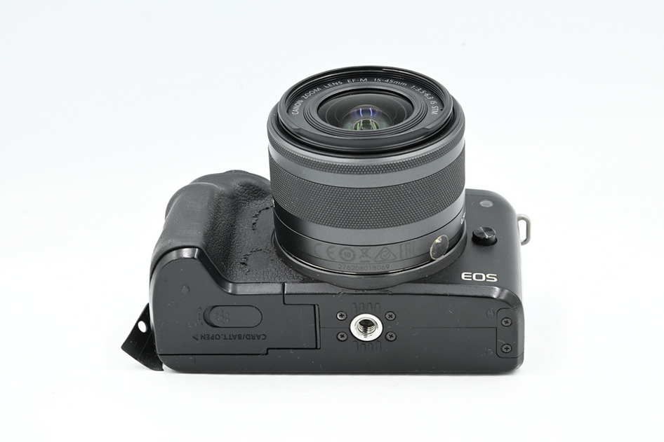 Беззеркальный фотоаппарат Canon EOS M50 Kit EF-M 15-45mm IS STM (состояние 3) (б/у)
