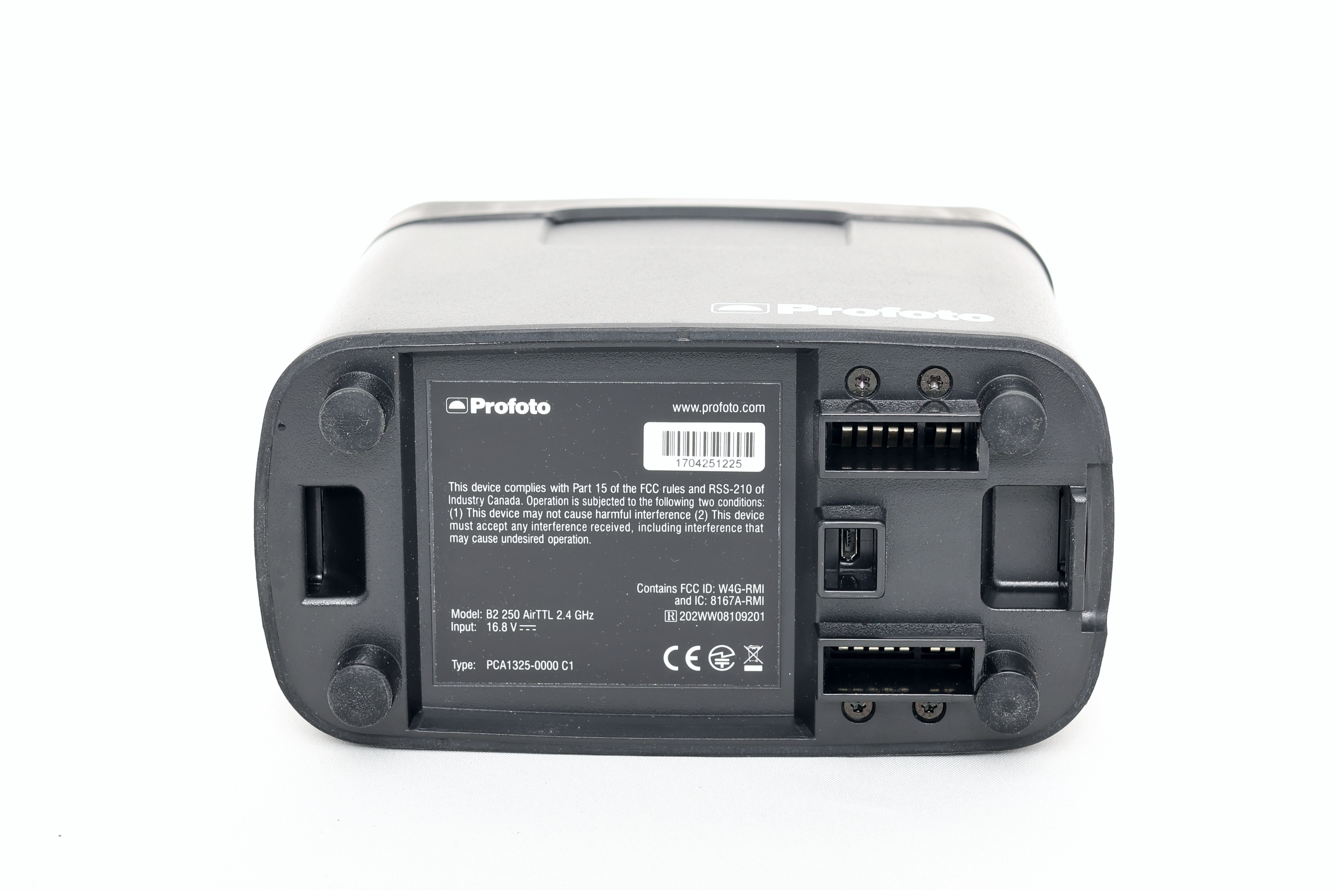 Генераторный импульсный свет Profoto B2 250 AirTTL Location Kit + B2 Air TTL Extension cable 3m (состояние 5-) (б/у)