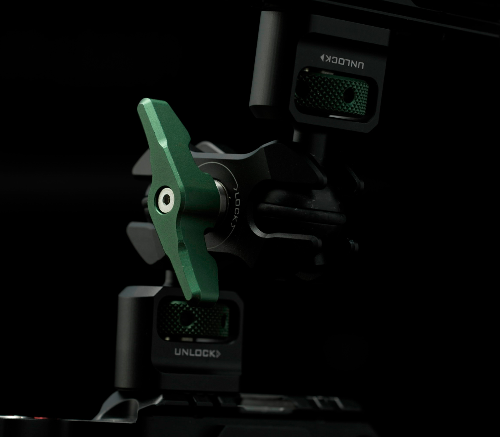 Шарнирный кронштейн Tilta Mini Articulating Arm, винты 1/4", до 4.5 кг (уцененный)