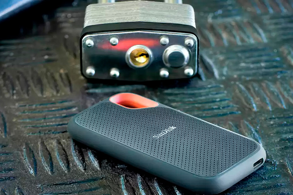 Внешний диск SanDisk Extreme Portable SSD 4TB, USB 3.2 Gen 2, 1000/1050 МБ/с