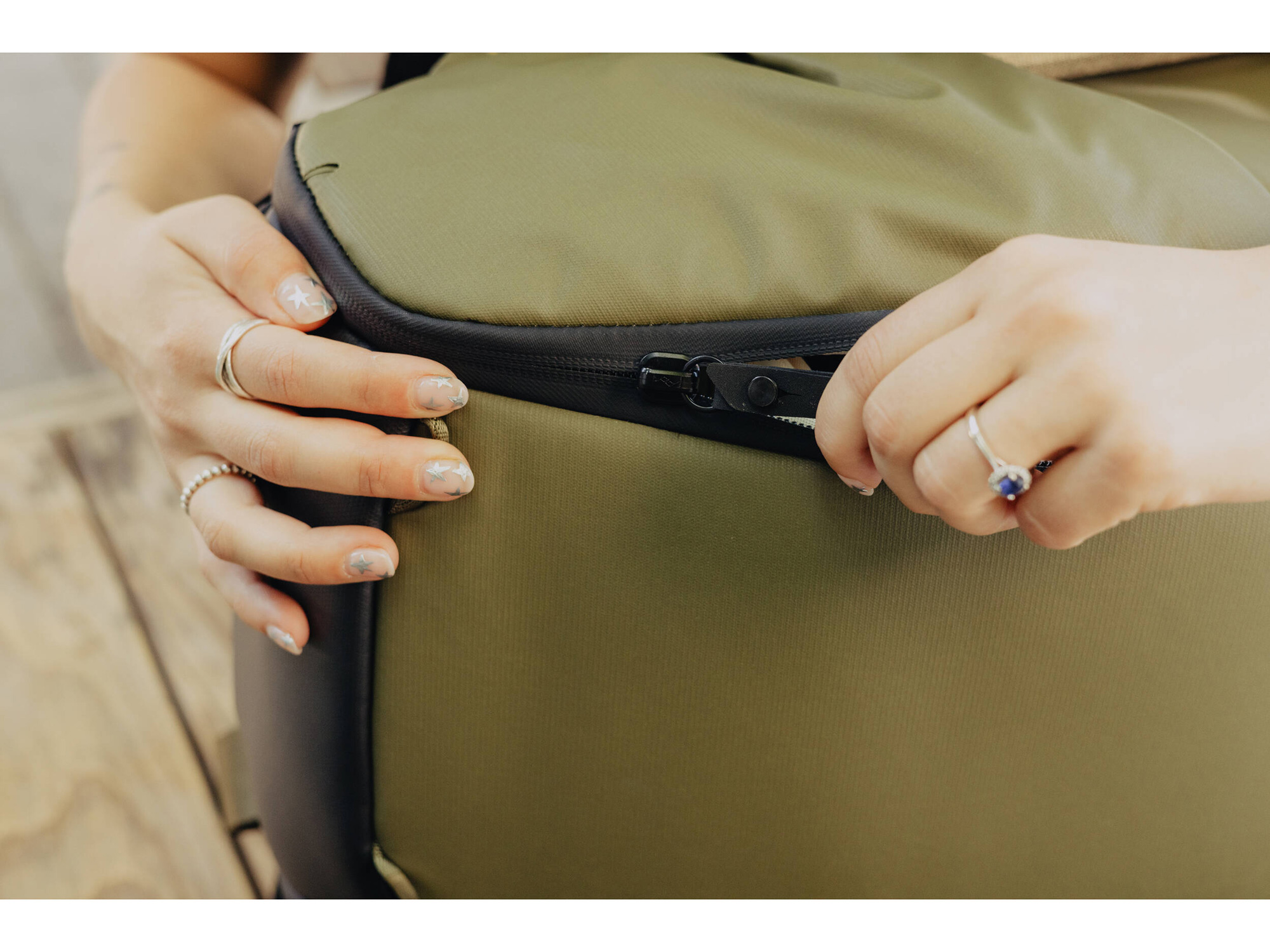 Рюкзак Peak Design The Everyday Backpack 15L Zip Kelp, зеленый