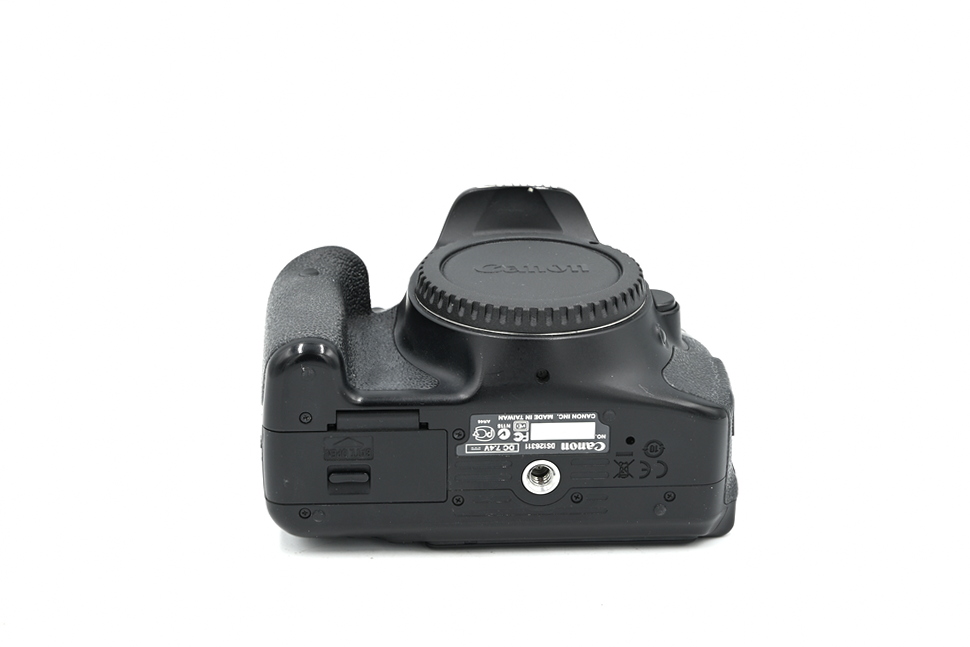 Зеркальный фотоаппарат Canon EOS 600D Body (состояние 4) (б/у)