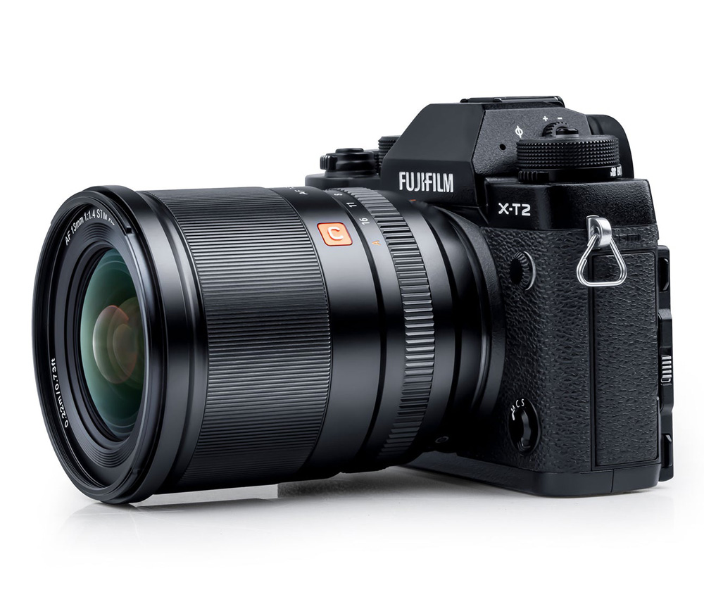 Объектив Viltrox AF 13mm f/1.4 XF Fujifilm