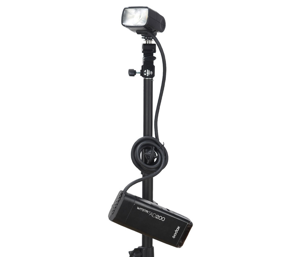 Вспышка Godox Witstro AD200Pro (со шторками BD-07)