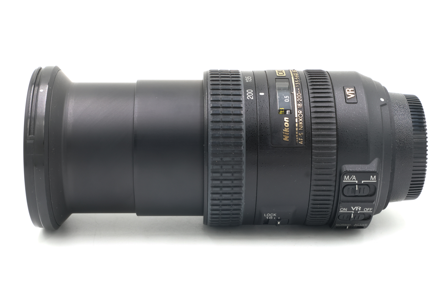 Объектив Nikon 18-200mm f/3.5-5.6G ED AF-S VR II DX (состояние 5) (б/у)