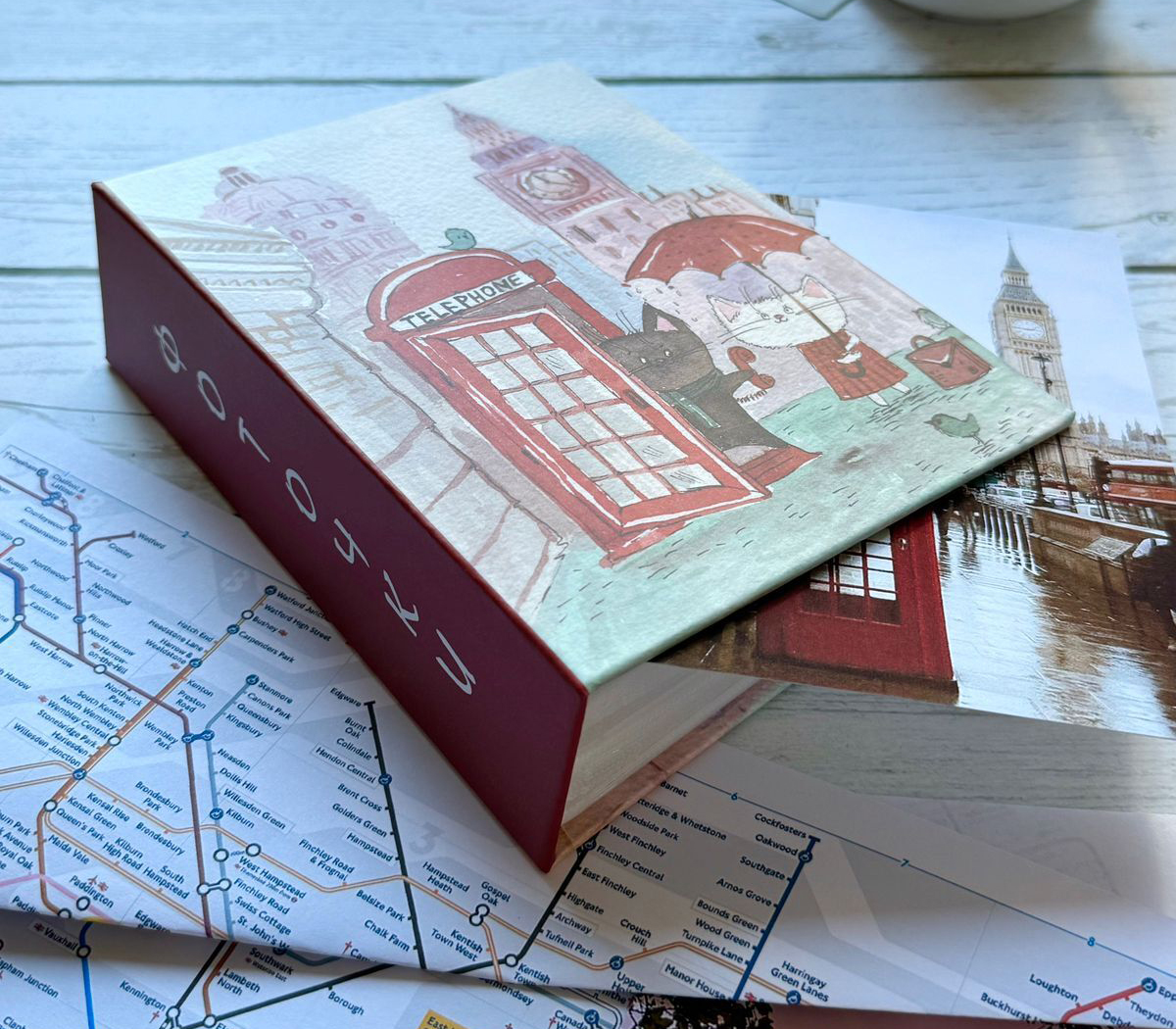 Фотоальбом Полином 100 фото 10х15 см - Приключения хвостиков в Лондоне