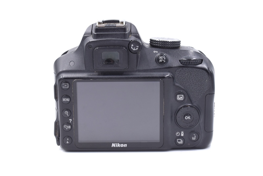 Зеркальный фотоаппарат Nikon D3300 Body (состояние 4) (б/у)