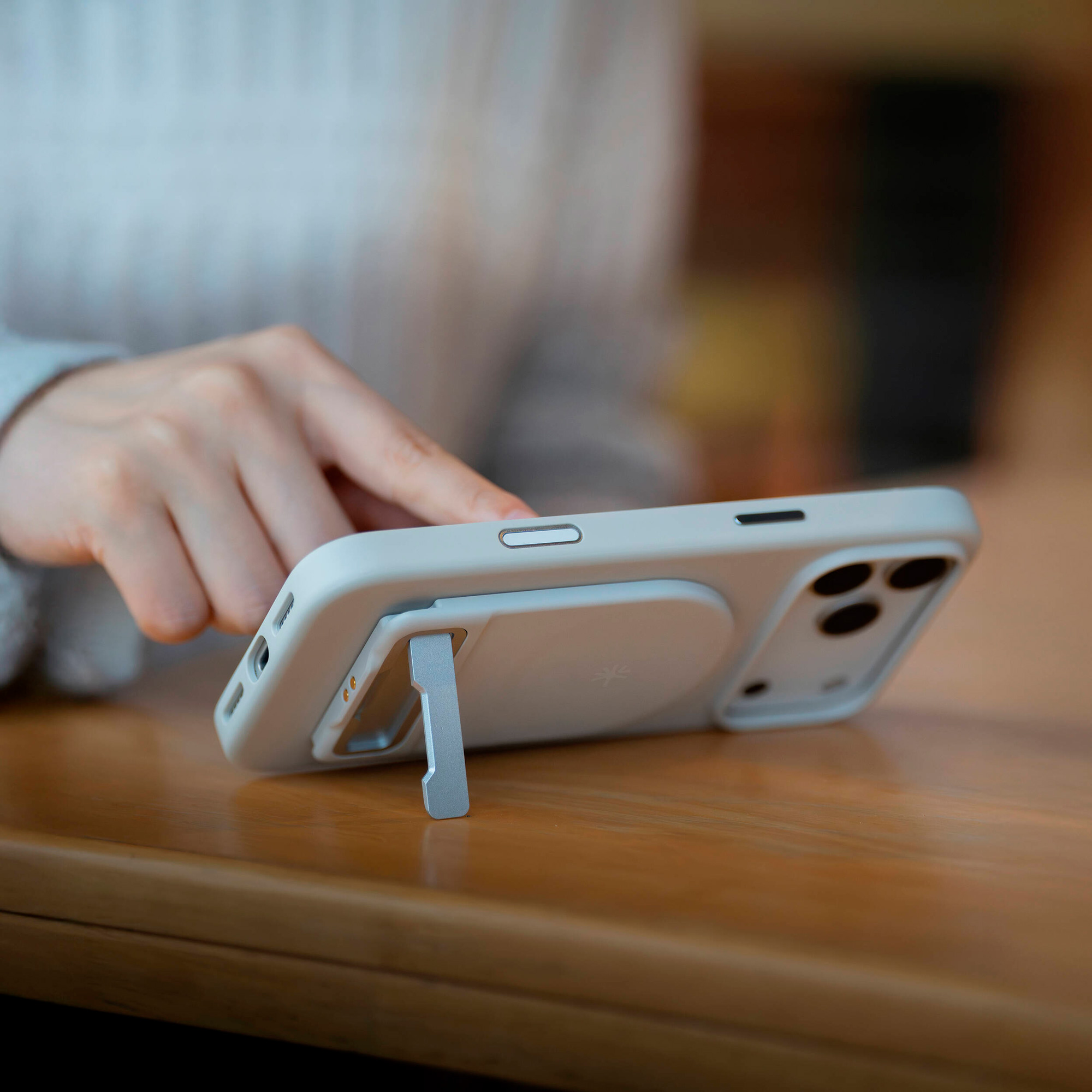 Рукоятка для смартфона PGYTECH MagCam 2 Phone Grip Misty Gray, MagSafe
