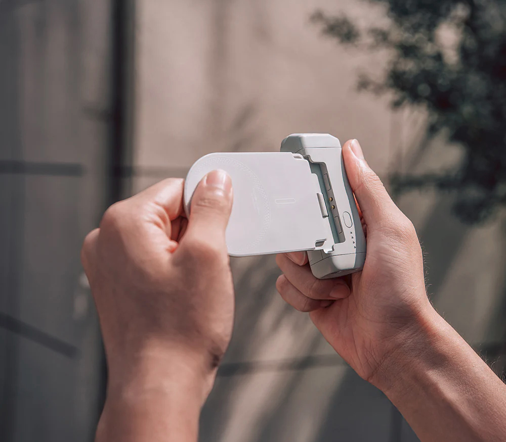 Держатель для телефона PGYTECH MagCam Phone Grip, магнитный, с кнопкой спуска, цвет: Misty Gray (уцененный)