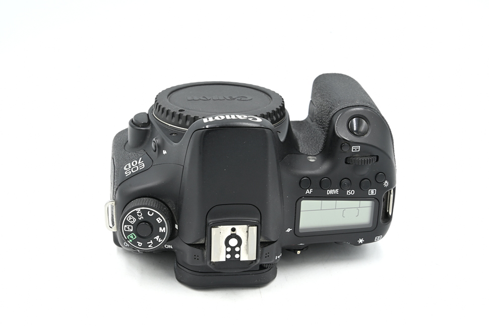 Зеркальный фотоаппарат Canon EOS 70D Body (состояние 5-) (б/у)