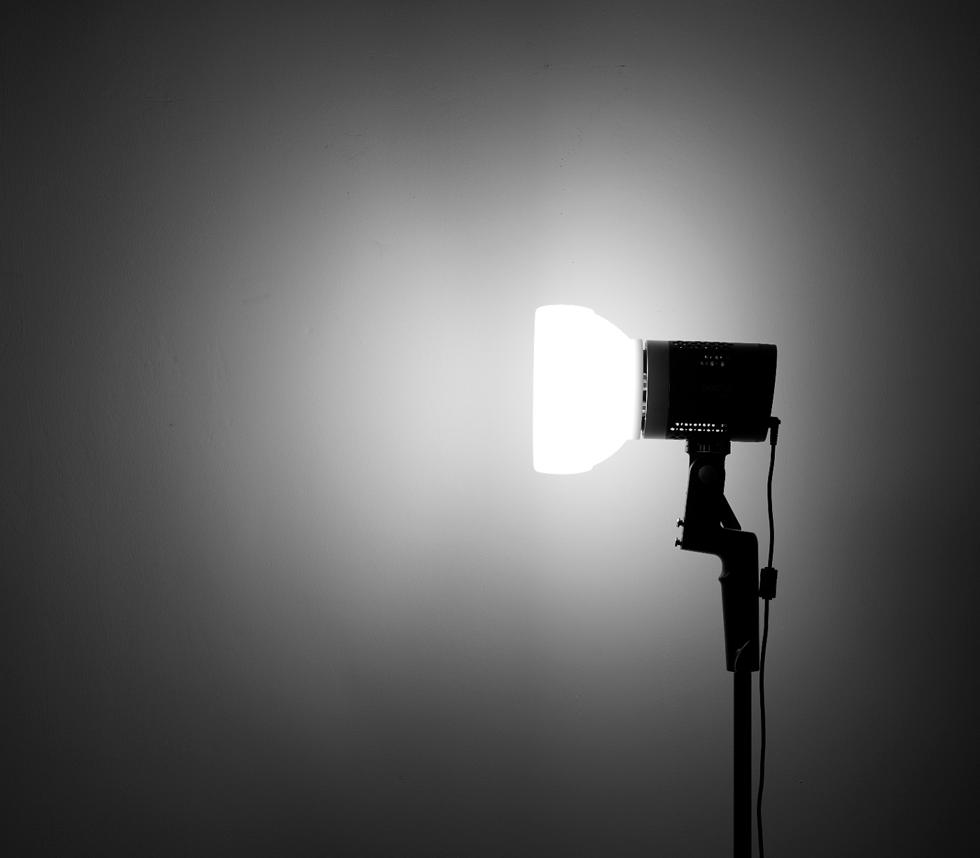 Комплект Godox ML-KIT1, 2х30 Вт + 60 Вт, 5600К