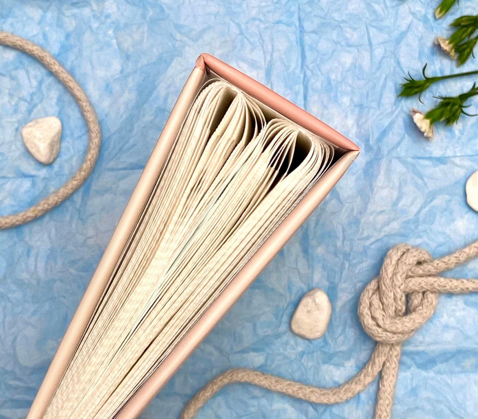 Фотоальбом Полином 10х15 см 100 фото, SPb city art: Pink