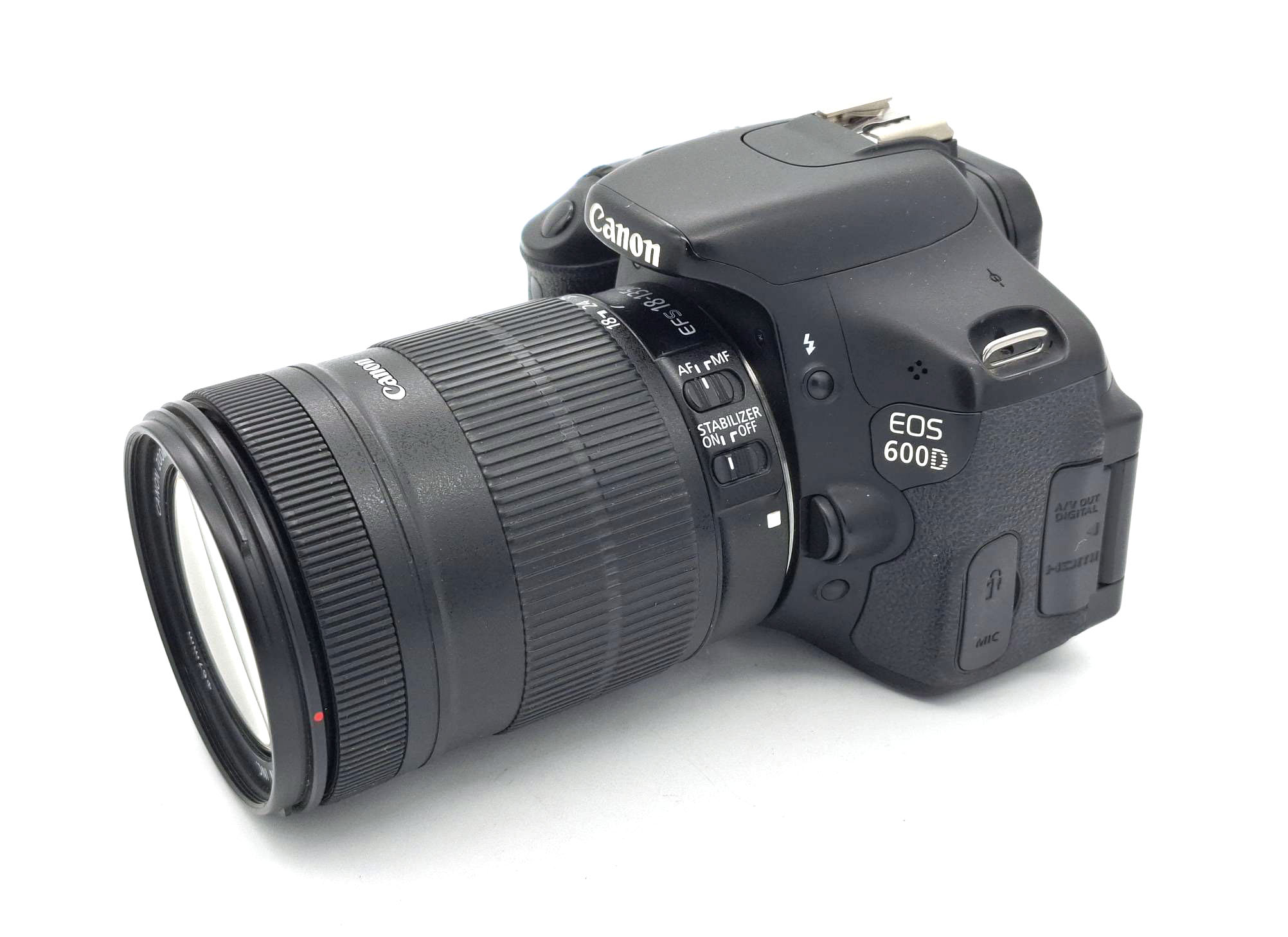 Зеркальный фотоаппарат Canon EOS 600D Kit EF-S 18-135mm IS (состояние 5-) (б/у)