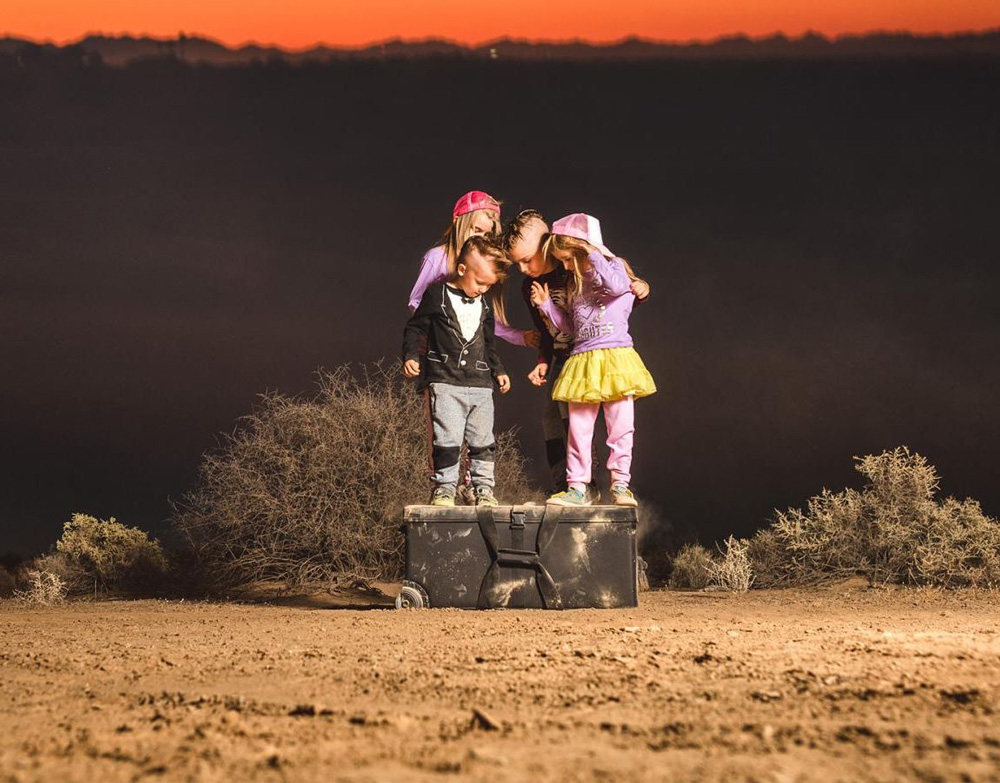 Чемодан на колесах Tenba Air Case Attaché 3220w