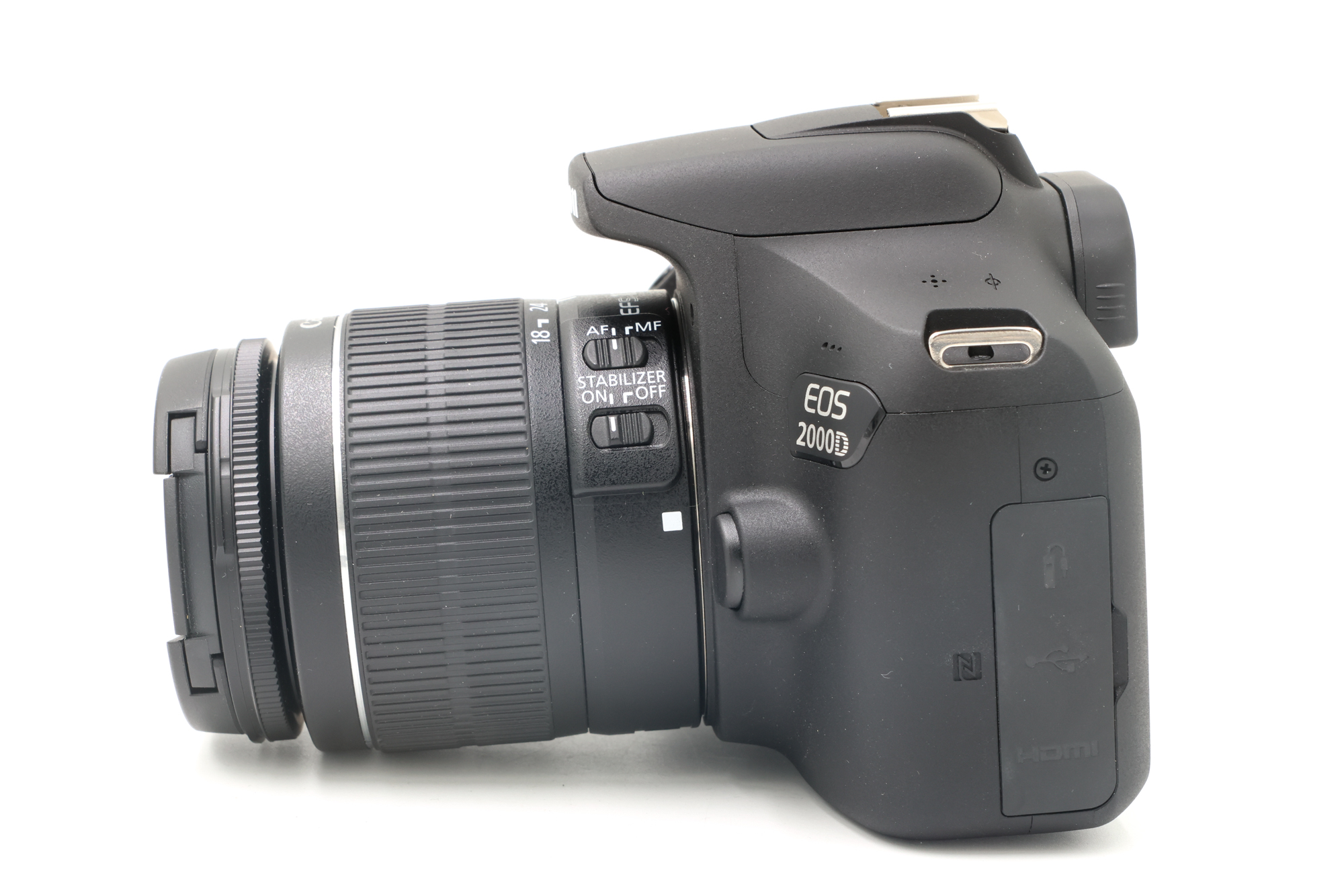 Зеркальный фотоаппарат Canon EOS 2000D Kit EF-S 18-55 IS II (состояние 5) (б/у)