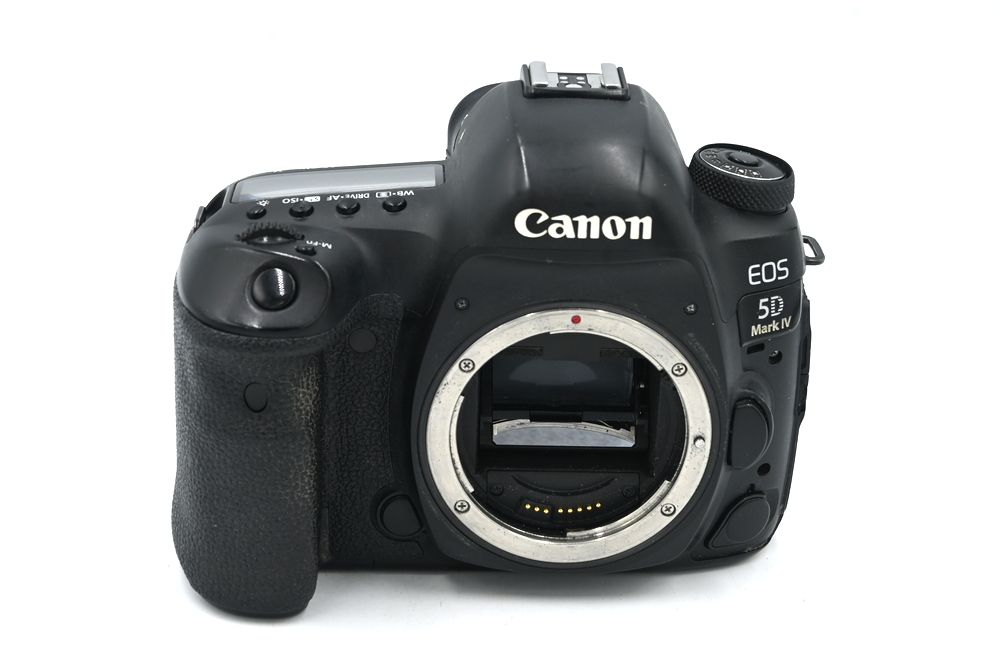 Зеркальный фотоаппарат Canon EOS 5D Mark IV Body (состояние 4) (б/у)
