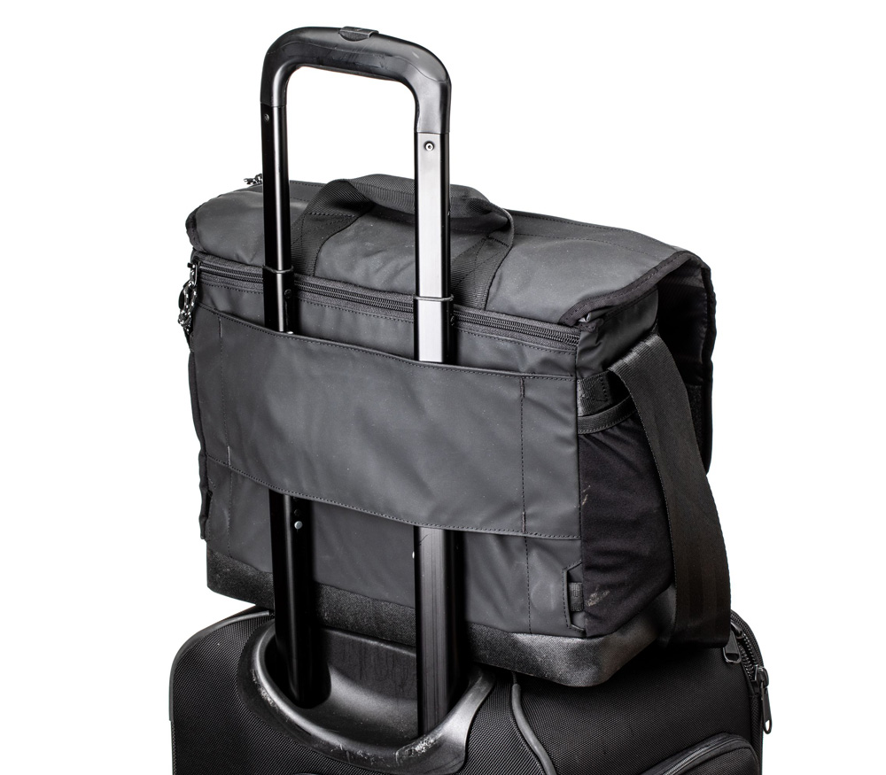 Сумка Tenba DNA Messenger 16 DSLR Black