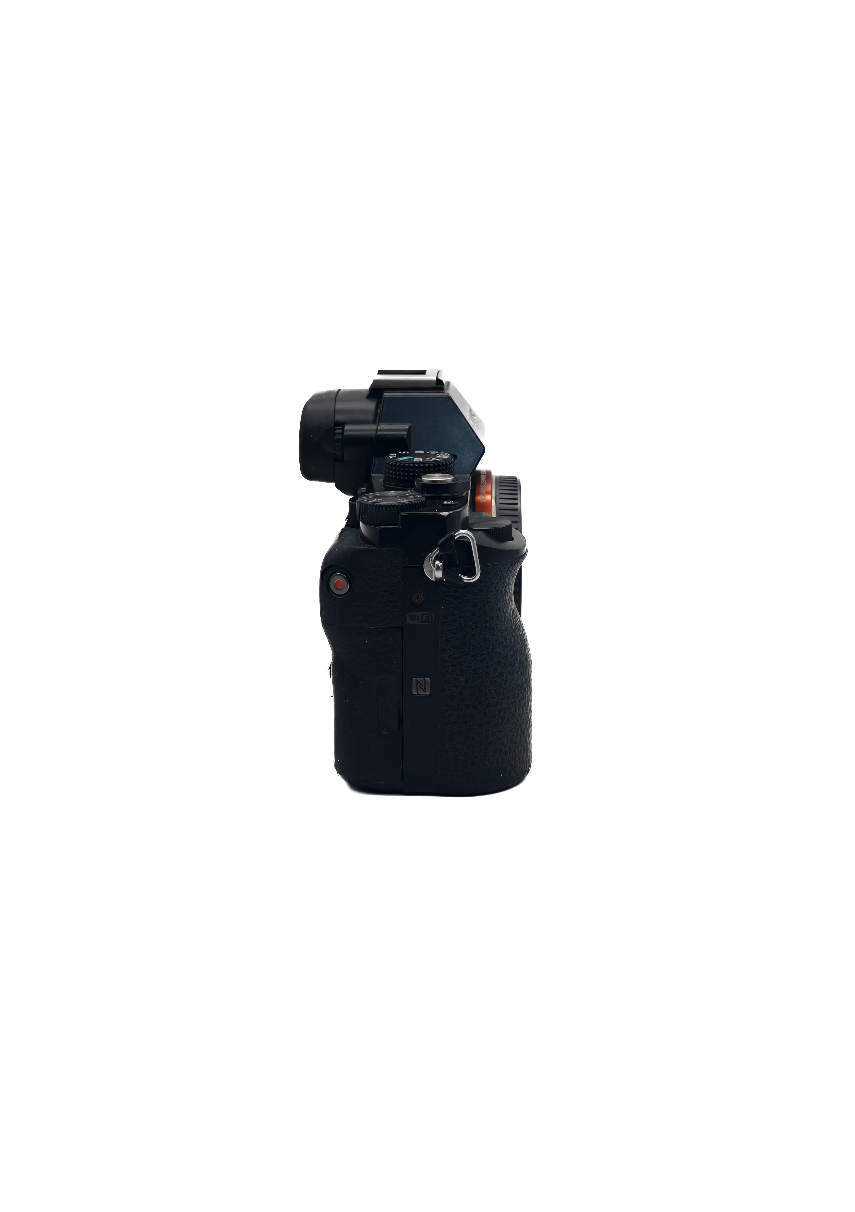 Беззеркальный фотоаппарат Sony a7 (состояние 3-) (б/у)