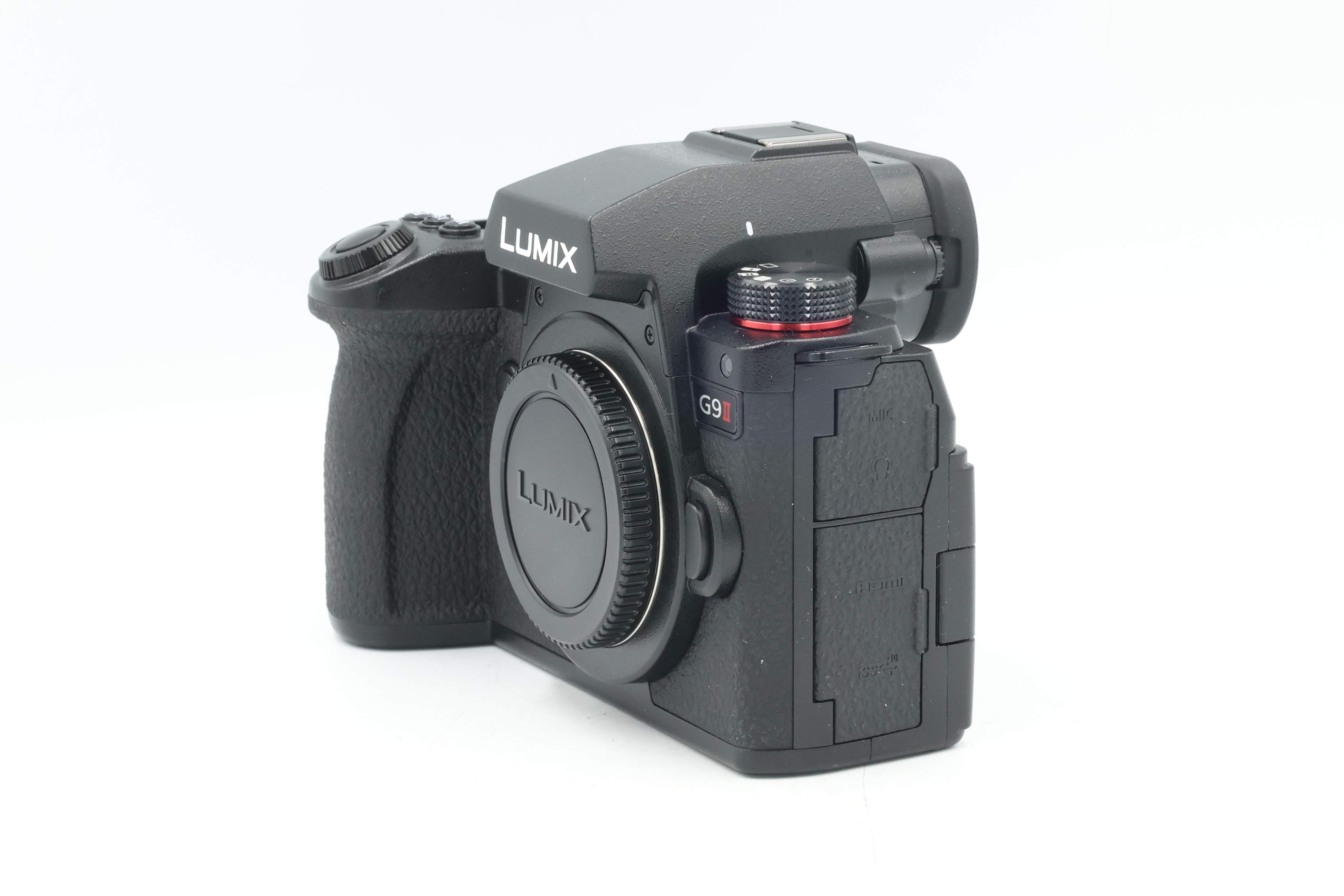 Беззеркальный фотоаппарат Panasonic Lumix G9 Mark II Body (английское меню) (состояние 5) (б/у)