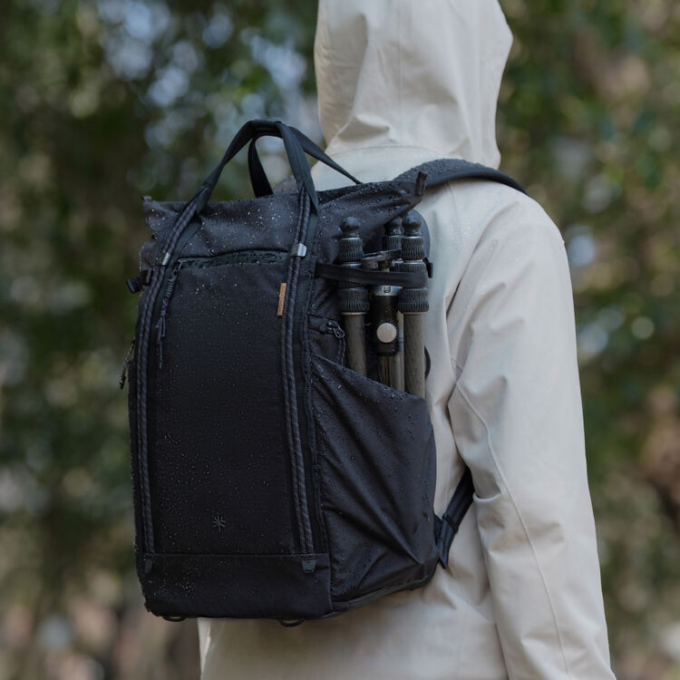 Рюкзак PGYTECH OneGo Roamer Tote Backpack 18L, цвет: Matte Black
