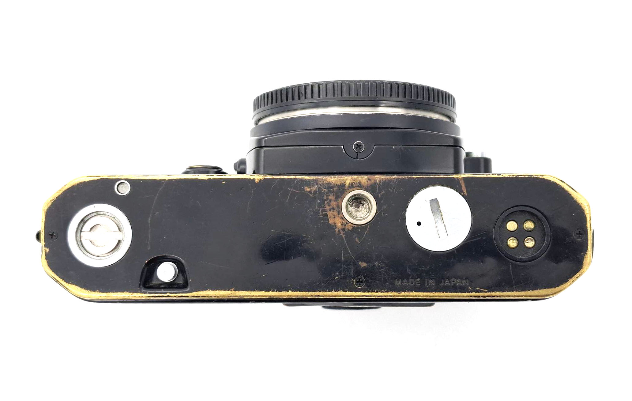 Пленочный фотоаппарат Nikon FE, черный (состояния 4) (б/у)