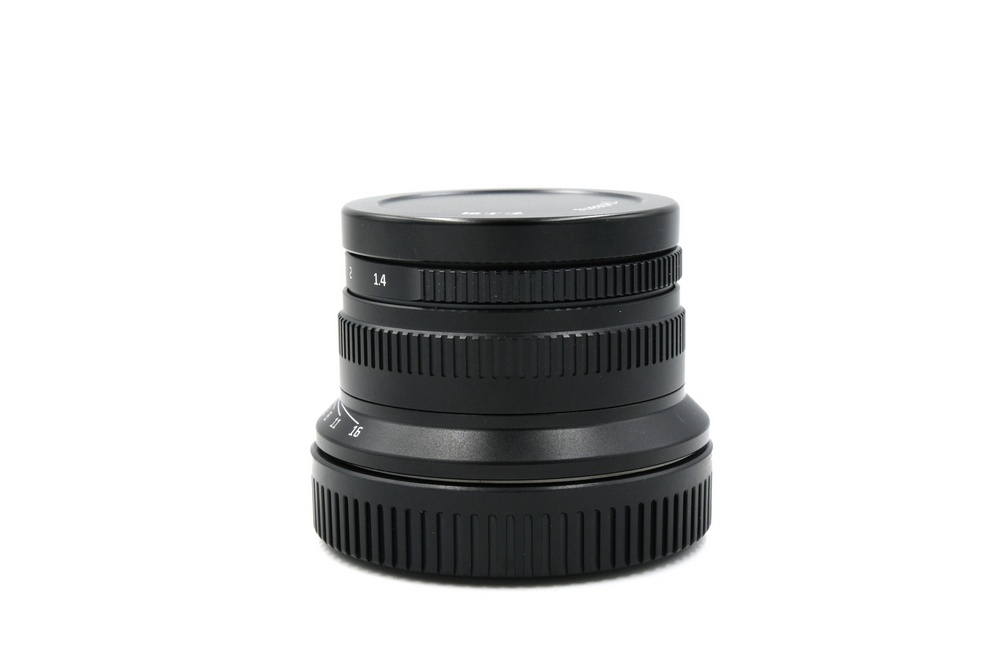 Объектив 7Artisans 35mm f/1.4 Canon RF-S (состояние Like New) (б/у)