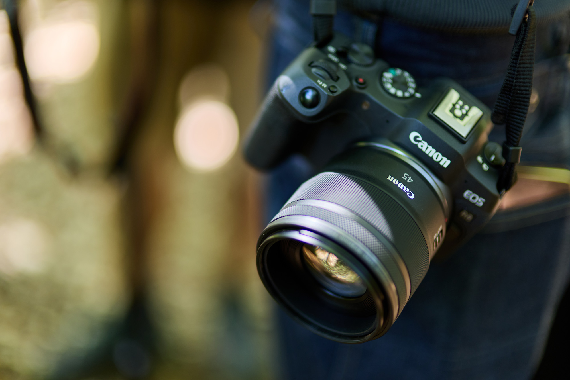 Объектив Canon RF 45mm f/1.2 STM