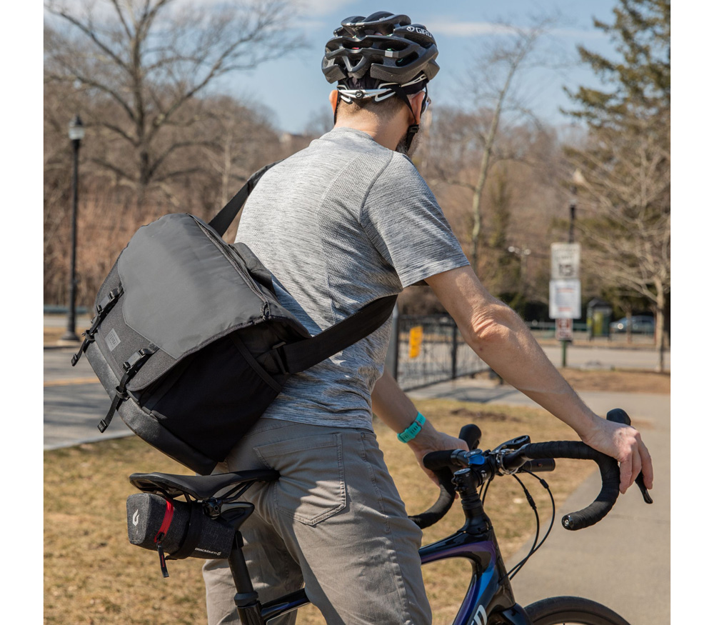 Сумка Tenba DNA Messenger 16 DSLR Black