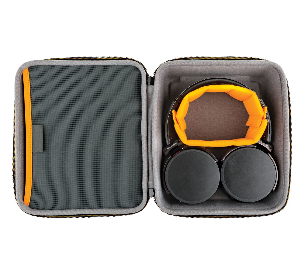 Чехол Lowepro Hardside CS 80