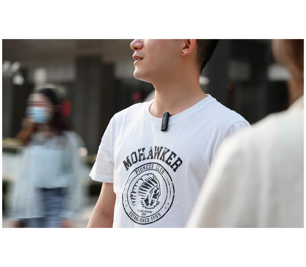 Беспроводная система Boya BY-WM3T2-D2, цифровая 2.4 ГГц, 2 канала, Lightning (уцененный)