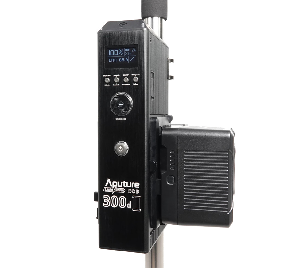 Осветитель Aputure LS C300d II V-mount, светодиодный, 300 Вт, 5600К