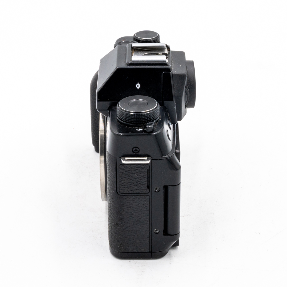 Беззеркальный фотоаппарат Fujifilm X-T200 (состояние 4) (б/у)