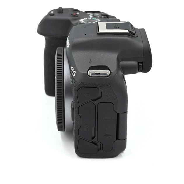 Беззеркальный фотоаппарат Canon EOS R7 Body (состояние 5) (б/у)