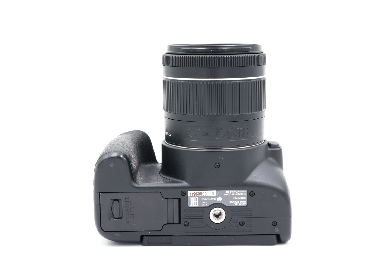 Зеркальный фотоаппарат Canon EOS 250D Kit 18-55mm IS (состояние 5-) (б/у)